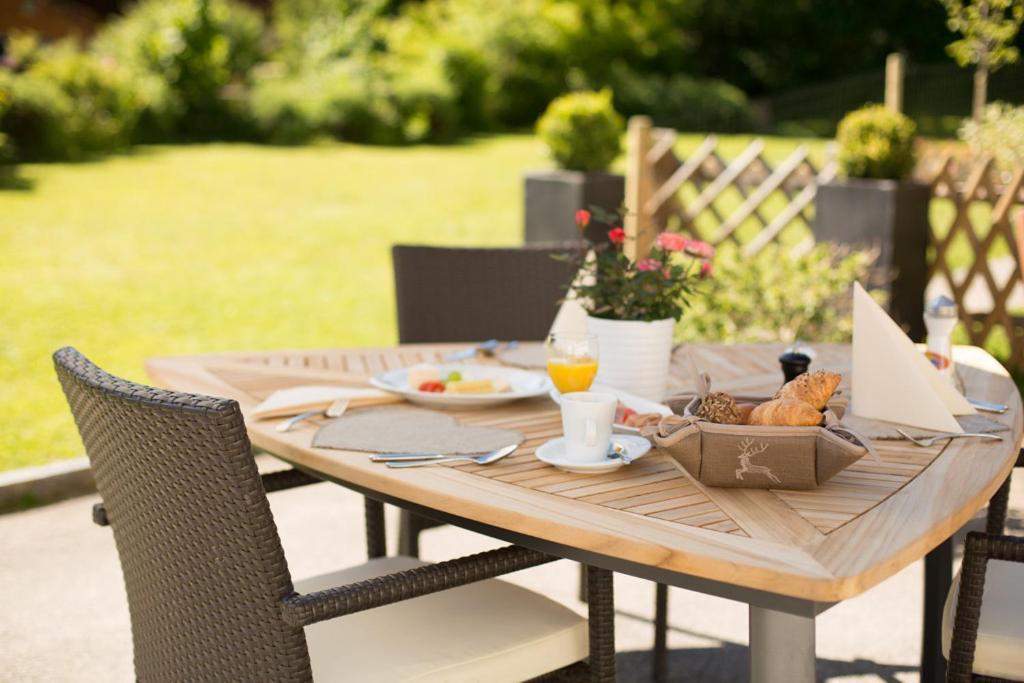 Sonnegg Hotel Zweisimmen Dış mekan fotoğraf
